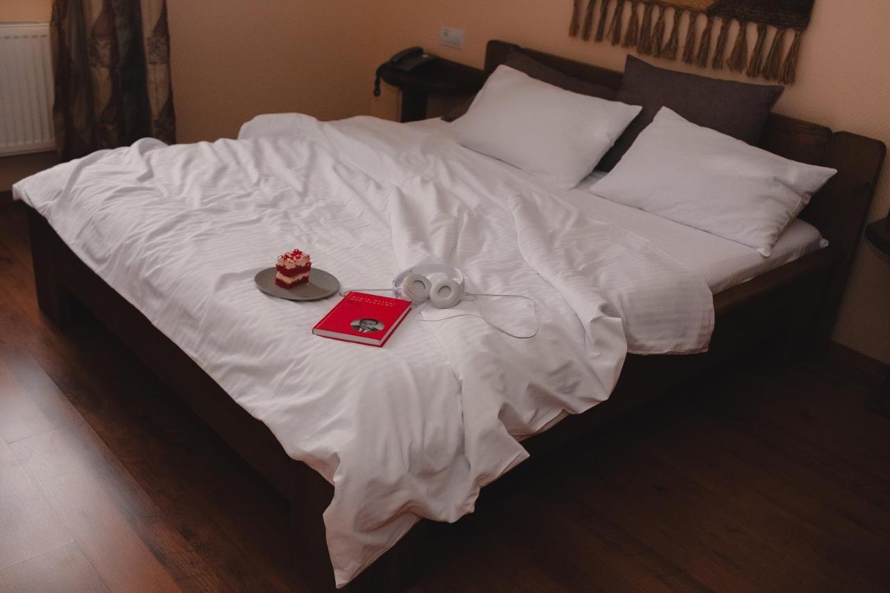 Aivengo Hotel Kolodenka Buitenkant foto