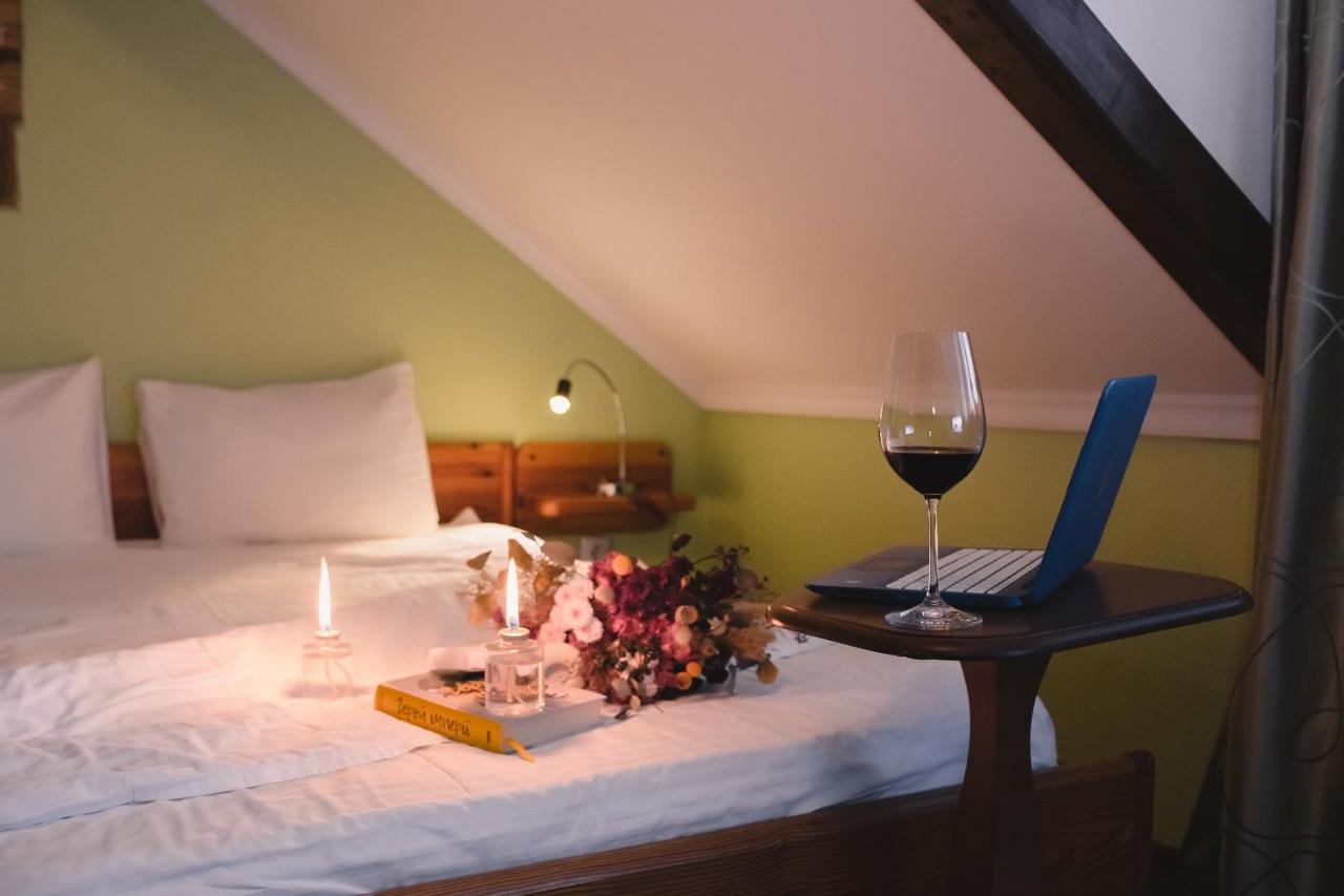 Aivengo Hotel Kolodenka Buitenkant foto