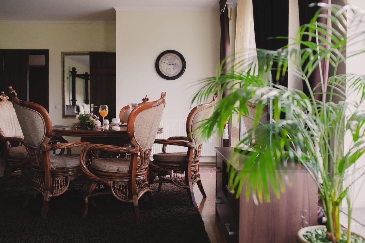 Aivengo Hotel Kolodenka Buitenkant foto