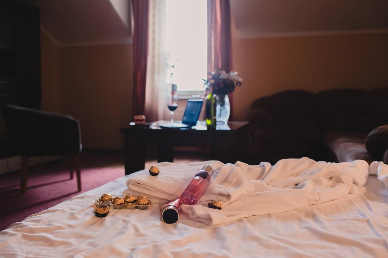 Aivengo Hotel Kolodenka Buitenkant foto