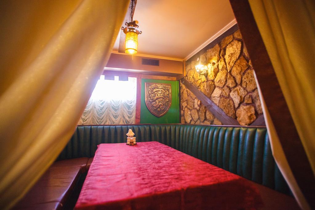 Aivengo Hotel Kolodenka Buitenkant foto