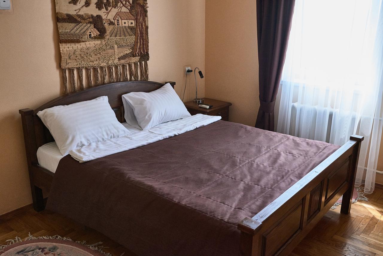 Aivengo Hotel Kolodenka Buitenkant foto