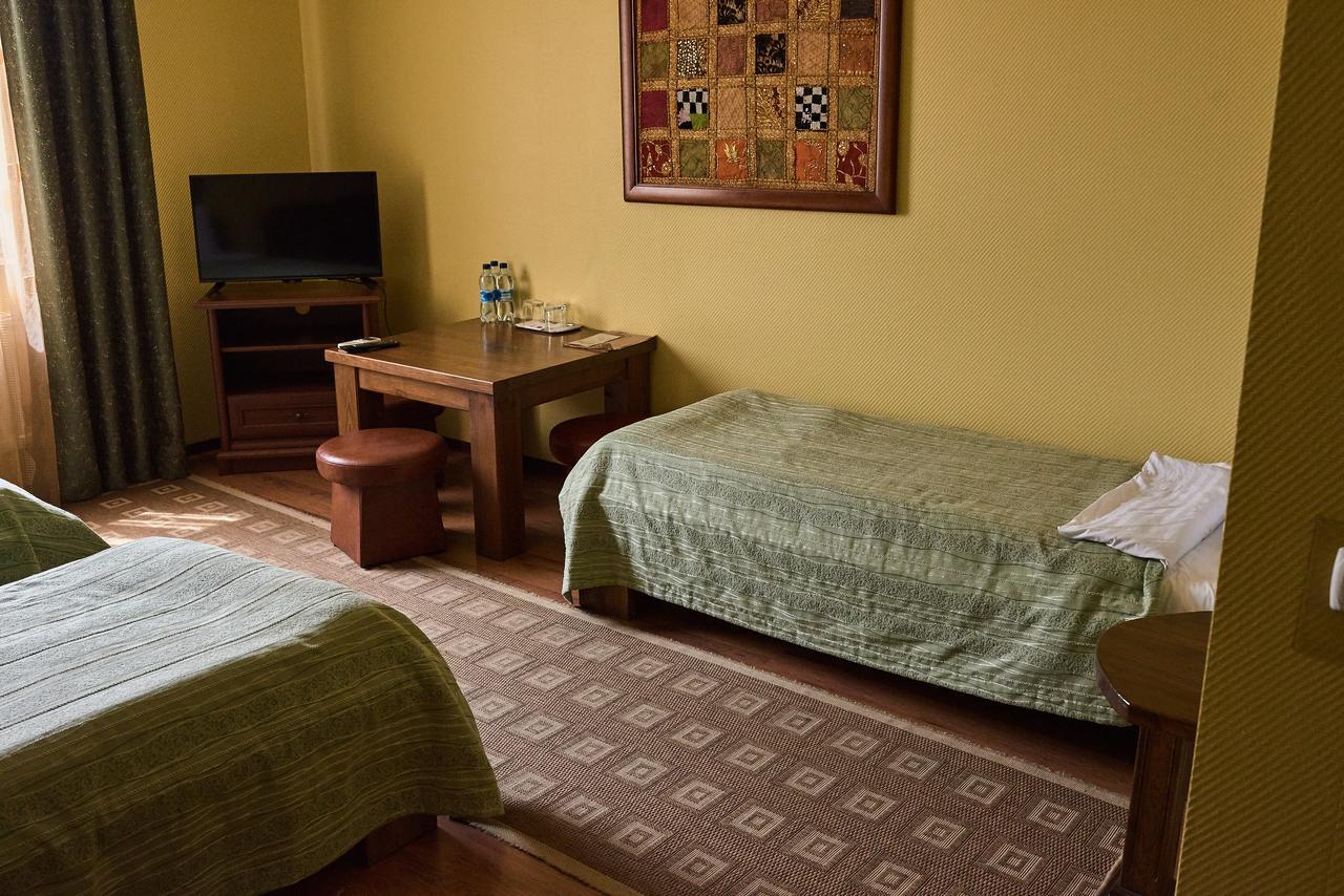 Aivengo Hotel Kolodenka Buitenkant foto